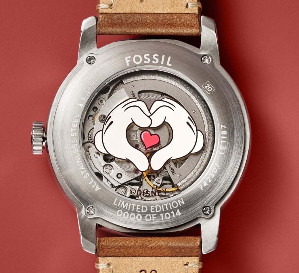 fOSSIL ミニーマウス時計新品箱つきです
